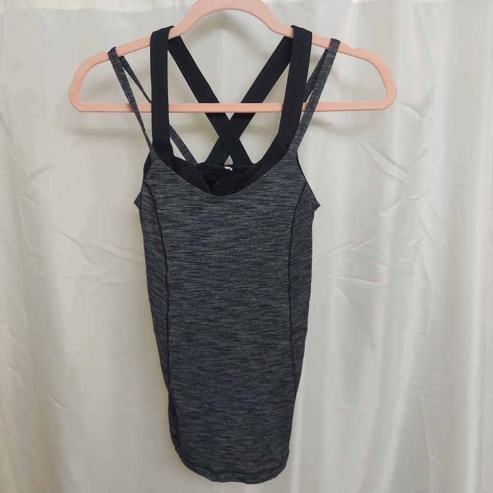 Lululemon Size 6 Bra Top